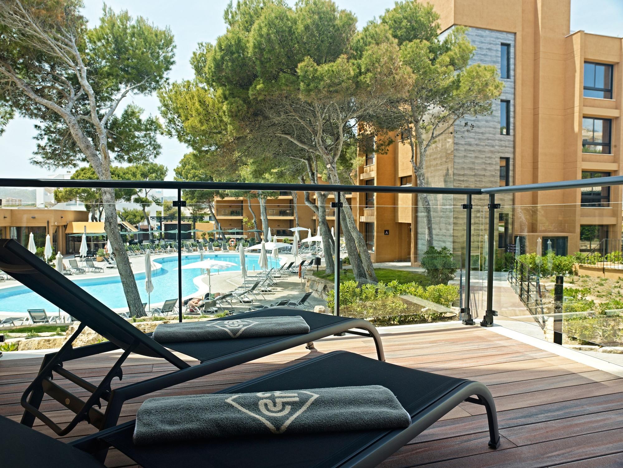 Protur Turo Pins 4* Sup Hotel Cala Ratjada  Exterior photo